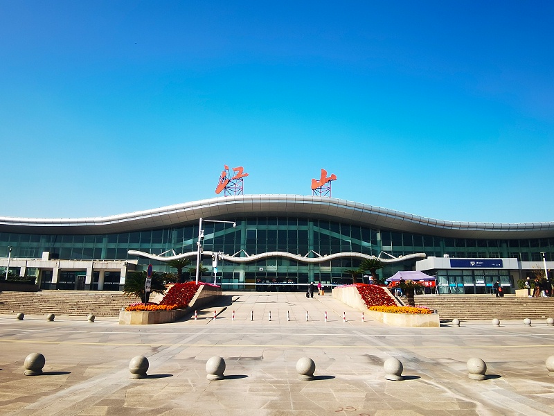 江山高鐵站-神马午夜影院不鏽鋼（gāng）應用案例